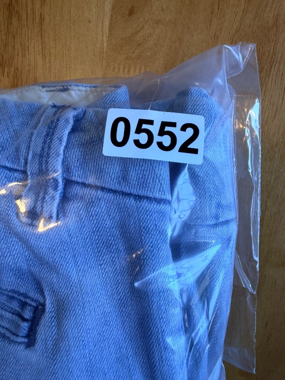 The Limited Denim 678 Light Wash Flare Jeans Wide Cuff Size 4 Low Rise 552 - Picture 11 of 11